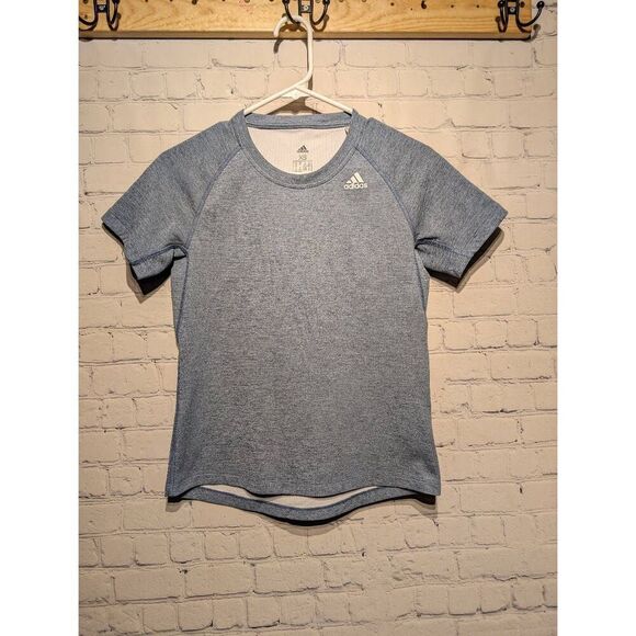 Adidas aero-ready insulated fitted Tshirt size xs - Picture 1 of 3